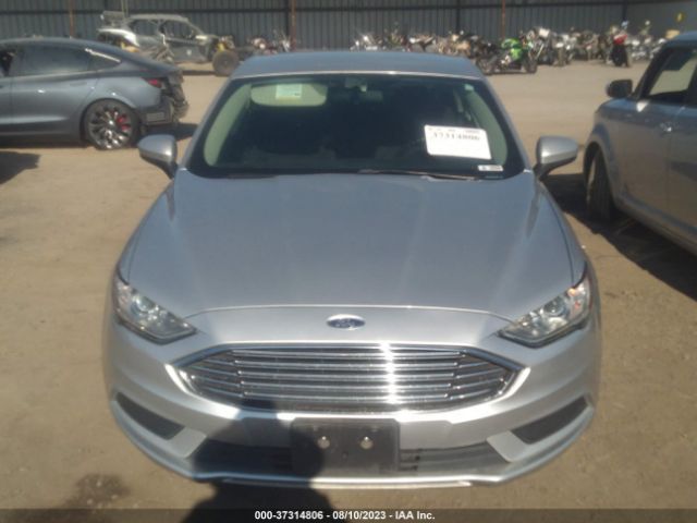 3FA6P0LU5JR221590 Ford Fusion Hybrid Se