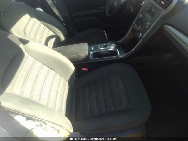 3FA6P0LU5JR221590 Ford Fusion Hybrid Se