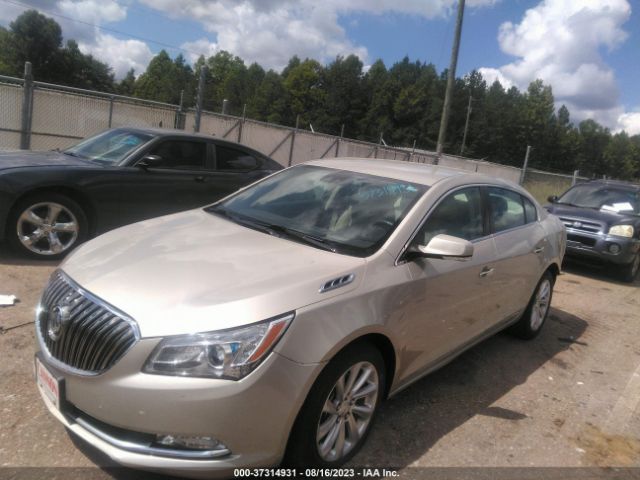 1G4GB5G33GF155201 Buick Lacrosse Leather