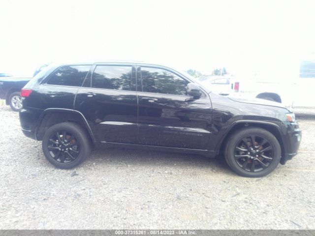 1C4RJFAG3JC211731 Jeep Grand Cherokee Altitude