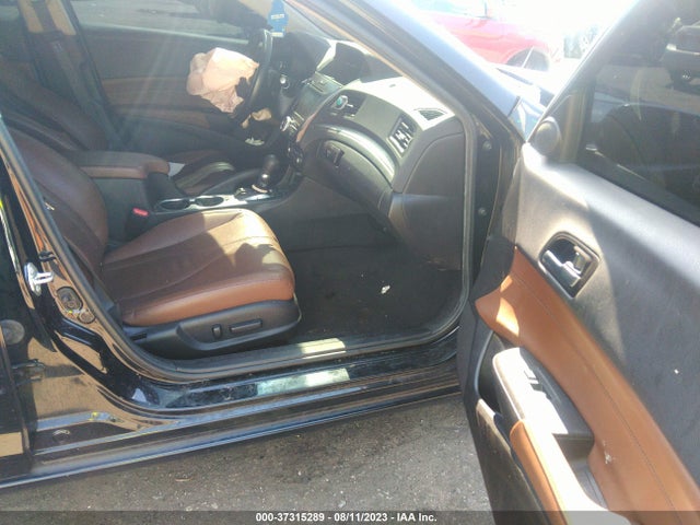 19UDE2F77LA007210 Acura Ilx Pkg