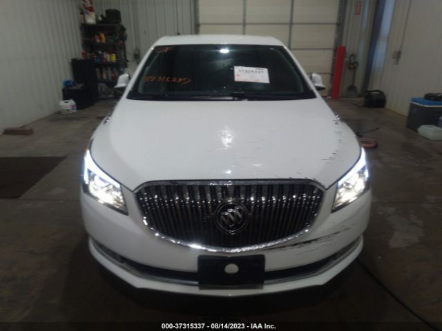 1G4GB5G39GF119013 Buick Lacrosse Leather