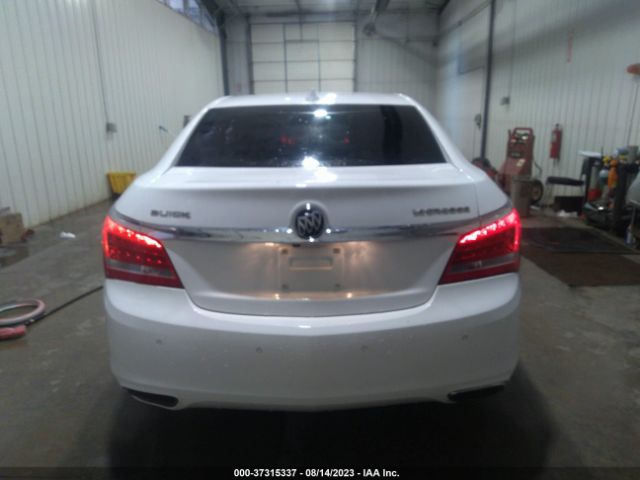 1G4GB5G39GF119013 Buick Lacrosse Leather