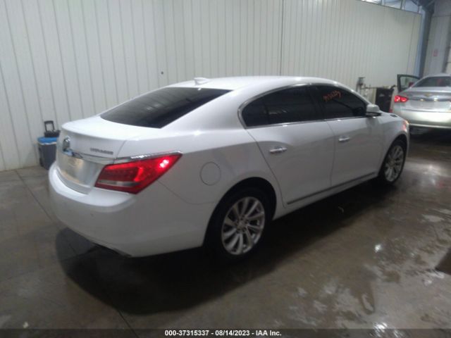 1G4GB5G39GF119013 Buick Lacrosse Leather