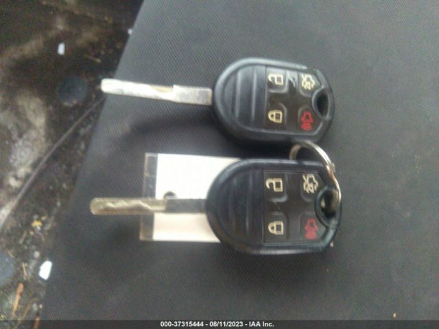 3FADP4EJ3FM123664 Ford FIESTA SE