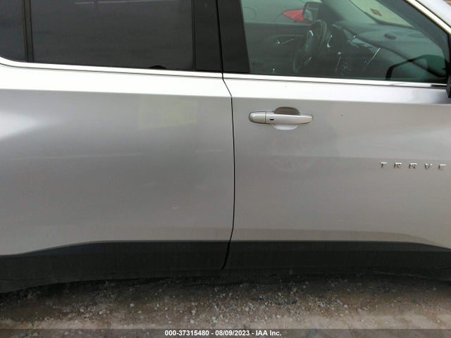 Chevrolet Traverse Ls 2018 1GNERFKWXJJ122660 Image 13