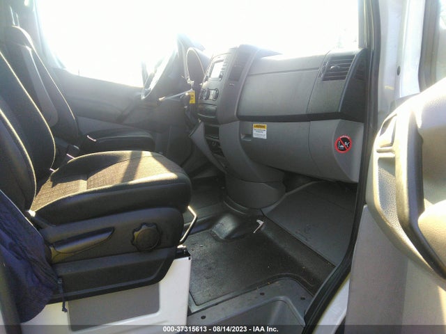 Freightliner Sprinter Cargo Vans 2014 WDYPF1CC8E5903939 Image 5