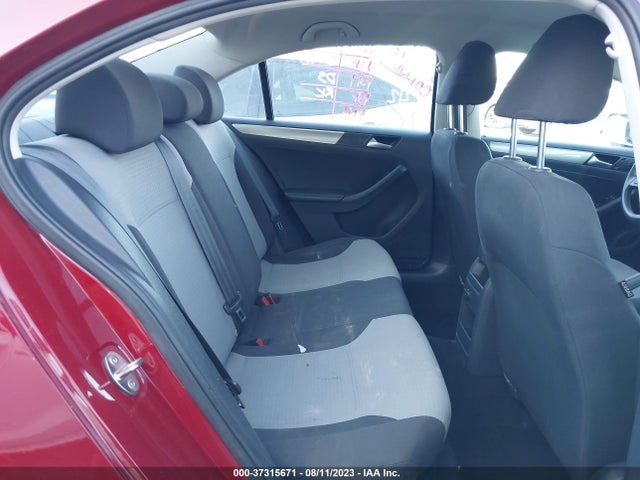 3VW2B7AJ8JM227628 Volkswagen Jetta 1.4t S
