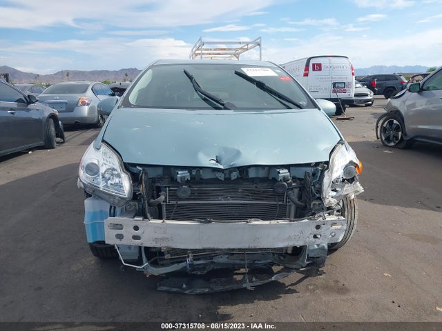 Toyota Prius Four 2015 JTDKN3DU0F1899762 Image 4