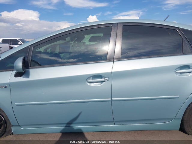 Toyota Prius Four 2015 JTDKN3DU0F1899762 Image 6