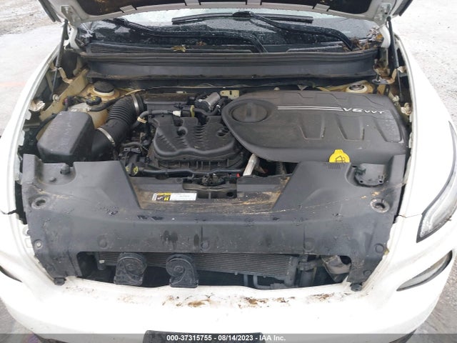 1C4PJMCS7GW333173 Jeep Cherokee 75th Anniversary