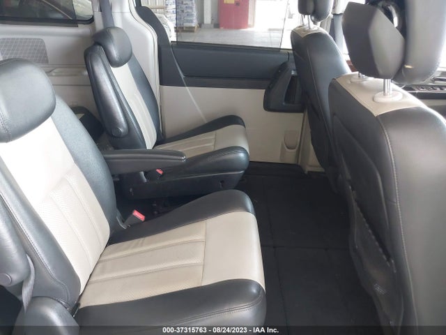 2010 CHRYSLER TOWN & COUNTRY TOURING PLUS VIN: 2A4RR8DX2AR352047