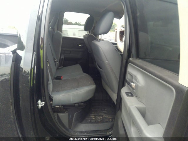 2019 RAM 1500 CLASSIC VIN: 1C6RR7GG4KS619045