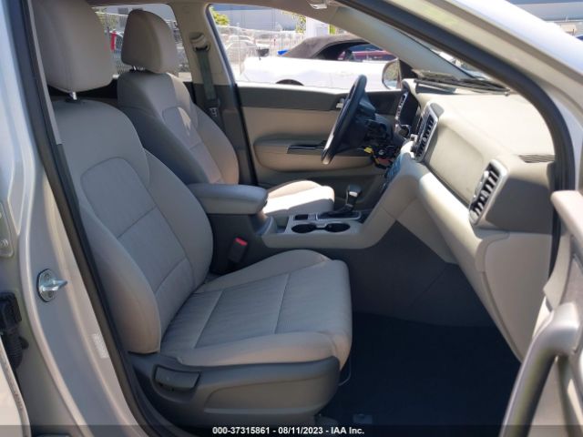 KNDPM3AC6H7112138 KIA Sportage Lx