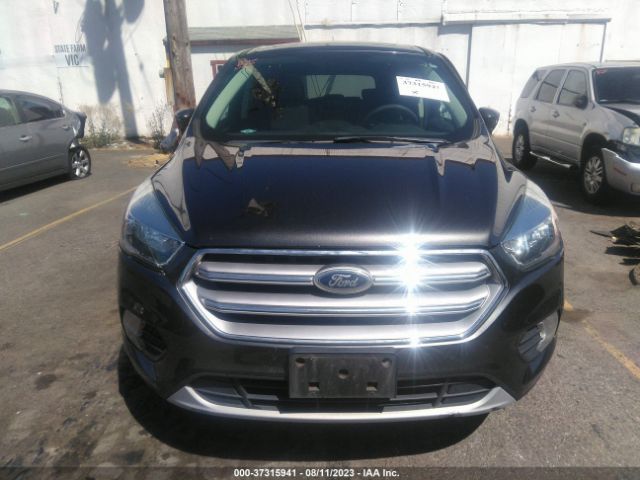 1FMCU9GD3HUC81063 Ford ESCAPE SE