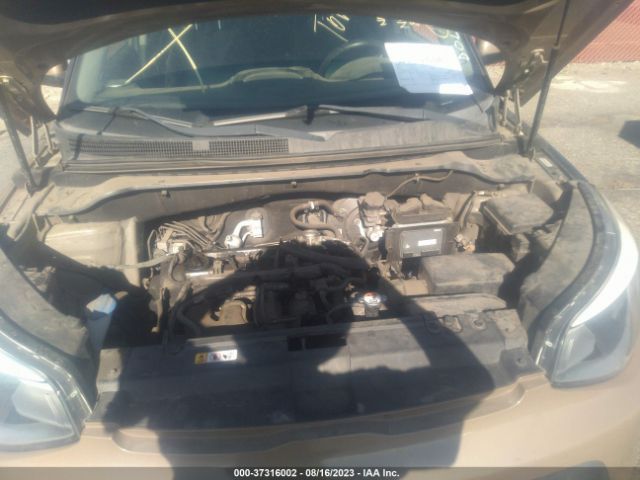 KNDJN2A27F7173130 KIA Soul Base