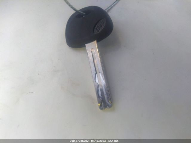 KNDJN2A27F7173130 KIA Soul Base