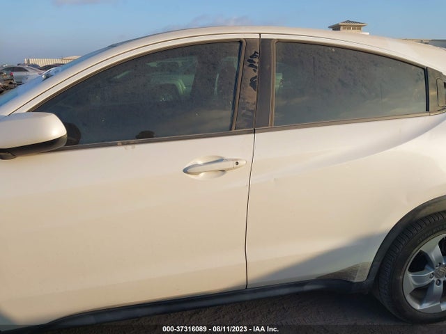Honda HR-V LX 2016 3CZRU5G34GM724249 Image 14