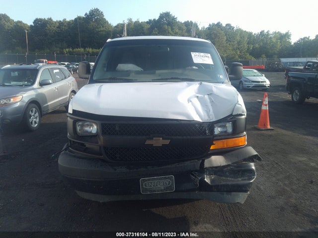 Chevrolet EXPRESS CARGO VAN 2017 1GCWGAFFXH1155524 Image 12