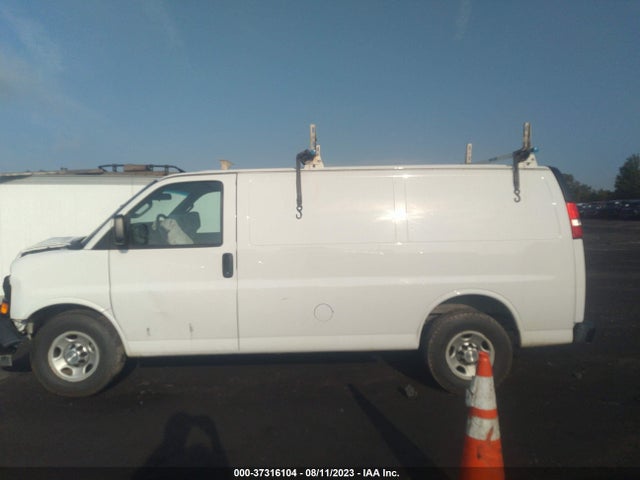 Chevrolet EXPRESS CARGO VAN 2017 1GCWGAFFXH1155524 Image 14