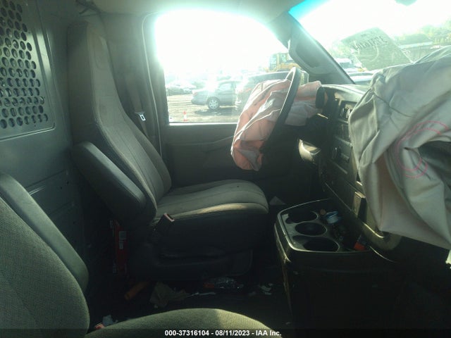 Chevrolet EXPRESS CARGO VAN 2017 1GCWGAFFXH1155524 Image 5