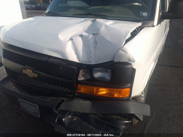 Chevrolet EXPRESS CARGO VAN 2017 1GCWGAFFXH1155524 Image 6