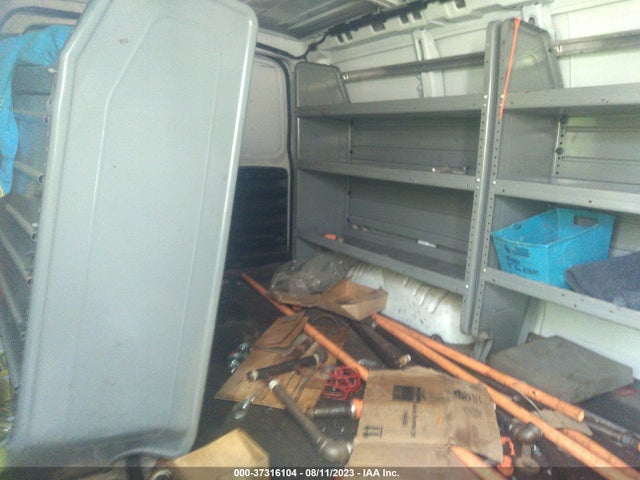 Chevrolet EXPRESS CARGO VAN 2017 1GCWGAFFXH1155524 Image 8