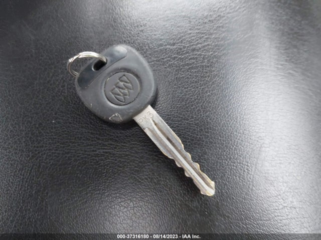 2005 BUICK LACROSSE CXL VIN: 2G4WD562251247970