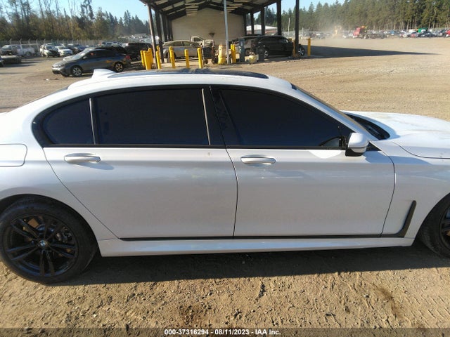 BMW 7 Series 750i Xdrive 2022 аукцион фото