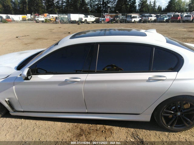 BMW 7 Series 750i Xdrive 2022 аукцион фото