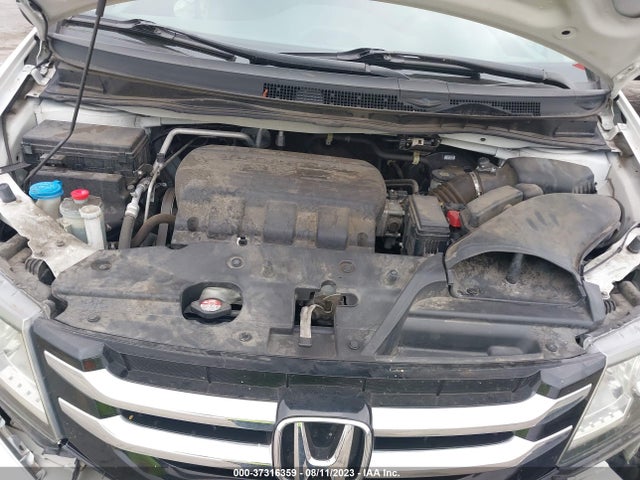 Honda Odyssey Touring 2016 5FNRL5H95GB105014 Image 16