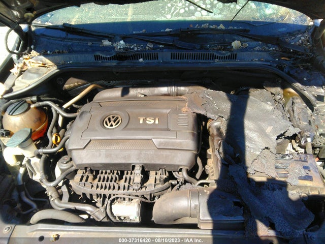 3VWD17AJ4GM221801 Volkswagen Jetta Sedan 1.8t Sport
