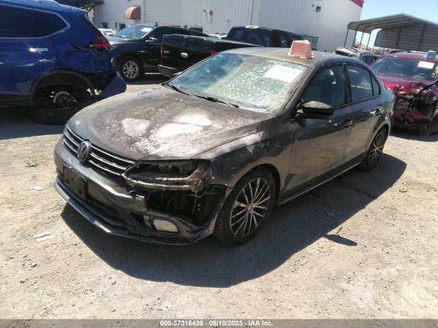 3VWD17AJ4GM221801 Volkswagen Jetta Sedan 1.8t Sport
