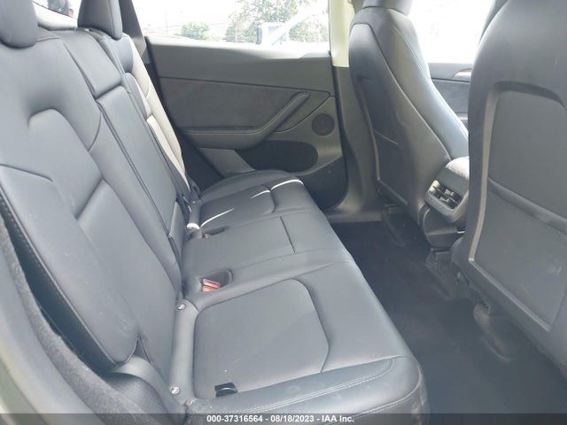 Tesla Model Y Long Range 2023 7SAYGDEE1PF739371 Image 8