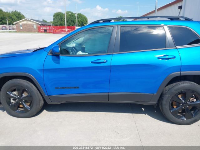 1C4PJMLB9MD238220 Jeep Cherokee Altitude