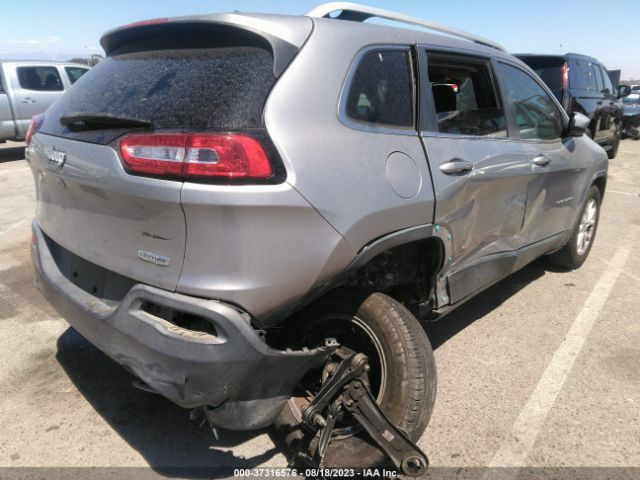 1C4PJLCS2GW330613 Jeep Cherokee Latitude