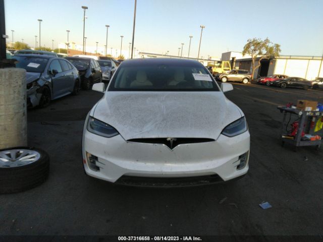 5YJXCBE24JF115912 Tesla Model X 75d/100d/p100d