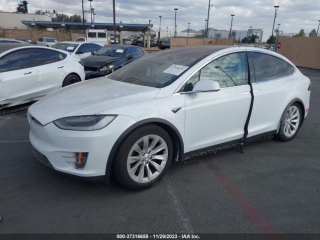5YJXCBE24JF115912 Tesla Model X 75d/100d/p100d