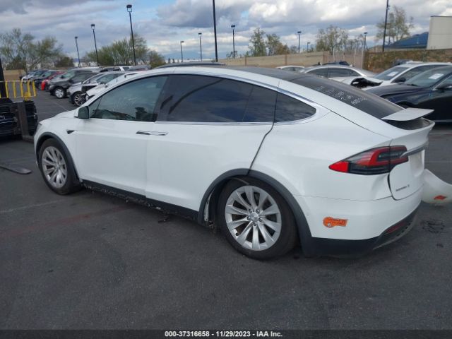 5YJXCBE24JF115912 Tesla Model X 75d/100d/p100d