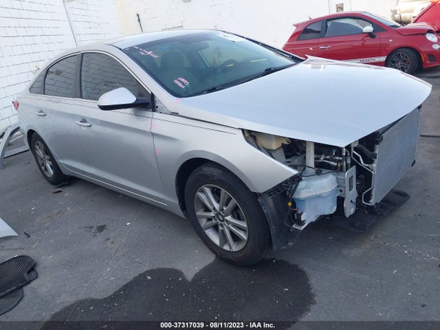2017 5NPE24AF3HH581437 main image