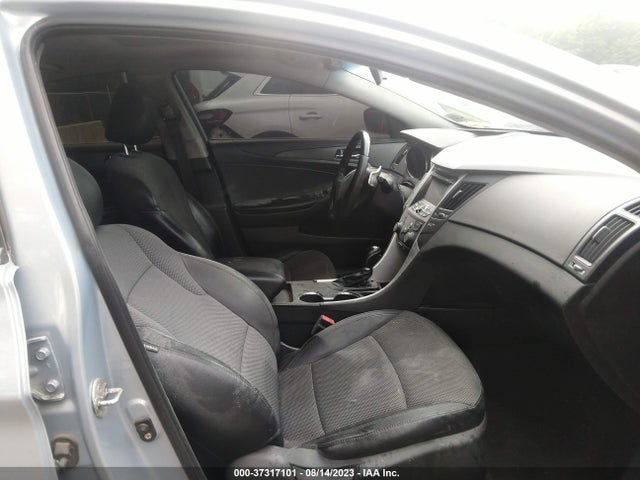 2011 HYUNDAI SONATA SE VIN: 5NPEC4AC3BH066237