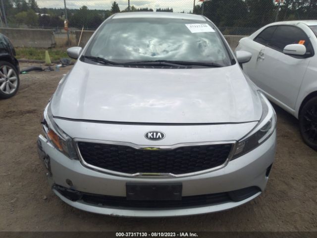 3KPFL4A79JE240693 KIA FORTE LX