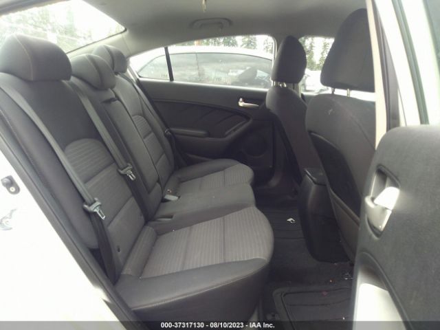3KPFL4A79JE240693 KIA FORTE LX
