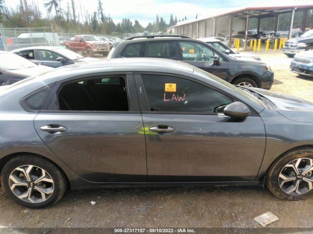 3KPF24AD3ME286162 KIA Forte Lxs