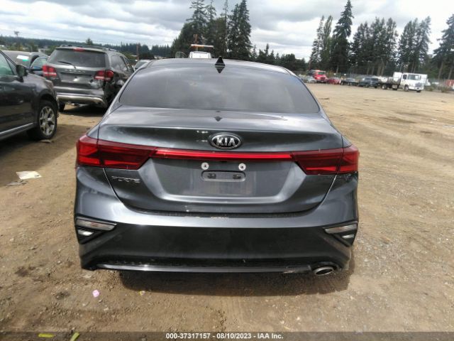 3KPF24AD3ME286162 KIA Forte Lxs