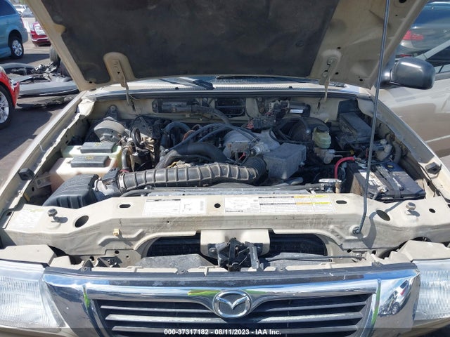 2000 MAZDA B-SERIES 2WD TRUCK SX/SE VIN: 4F4YR12VXYTM26965
