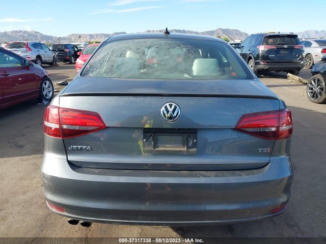 3VWD17AJ8GM285016 Volkswagen Jetta Sedan 1.8t Sport