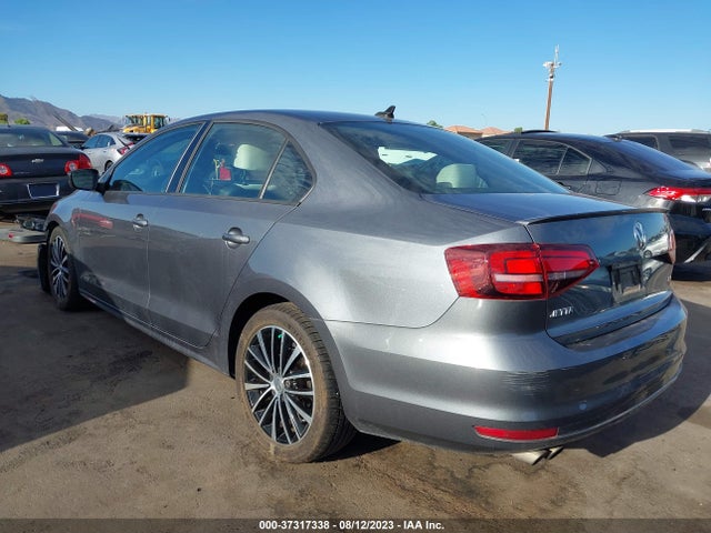 3VWD17AJ8GM285016 Volkswagen Jetta Sedan 1.8t Sport