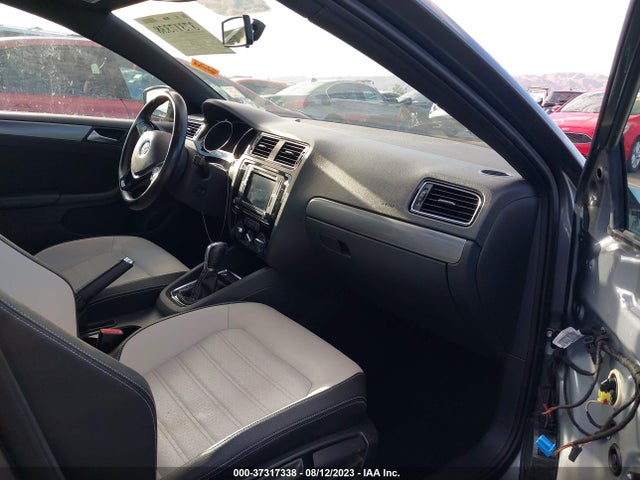 3VWD17AJ8GM285016 Volkswagen Jetta Sedan 1.8t Sport
