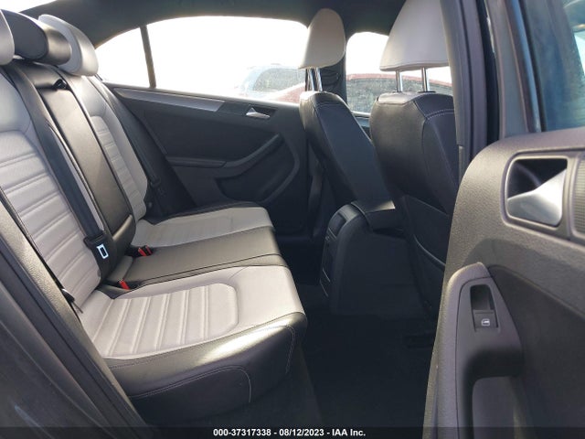 3VWD17AJ8GM285016 Volkswagen Jetta Sedan 1.8t Sport
